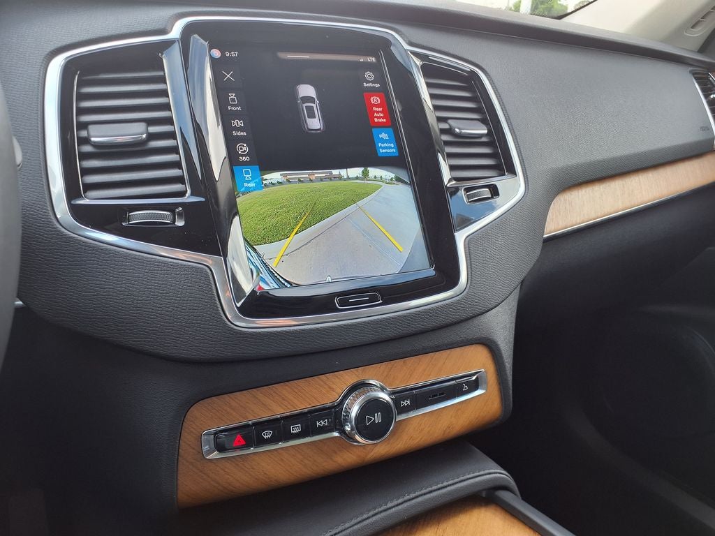 2023 Volvo XC90 B6 Plus 7-Seater