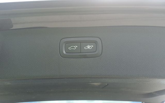 2023 Volvo XC90 B6 Plus 7-Seater