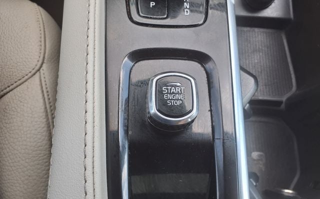 2023 Volvo XC90 B6 Plus 7-Seater