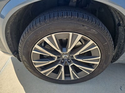 2020 Volvo XC90 T6 Momentum