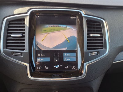 2020 Volvo XC90 T6 Momentum