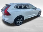 2021 Volvo XC60 T6 Momentum