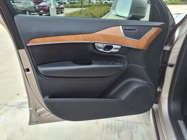 2023 Volvo XC90 Recharge Plug-In Hybrid T8 Plus Bright Theme 7 Passenger