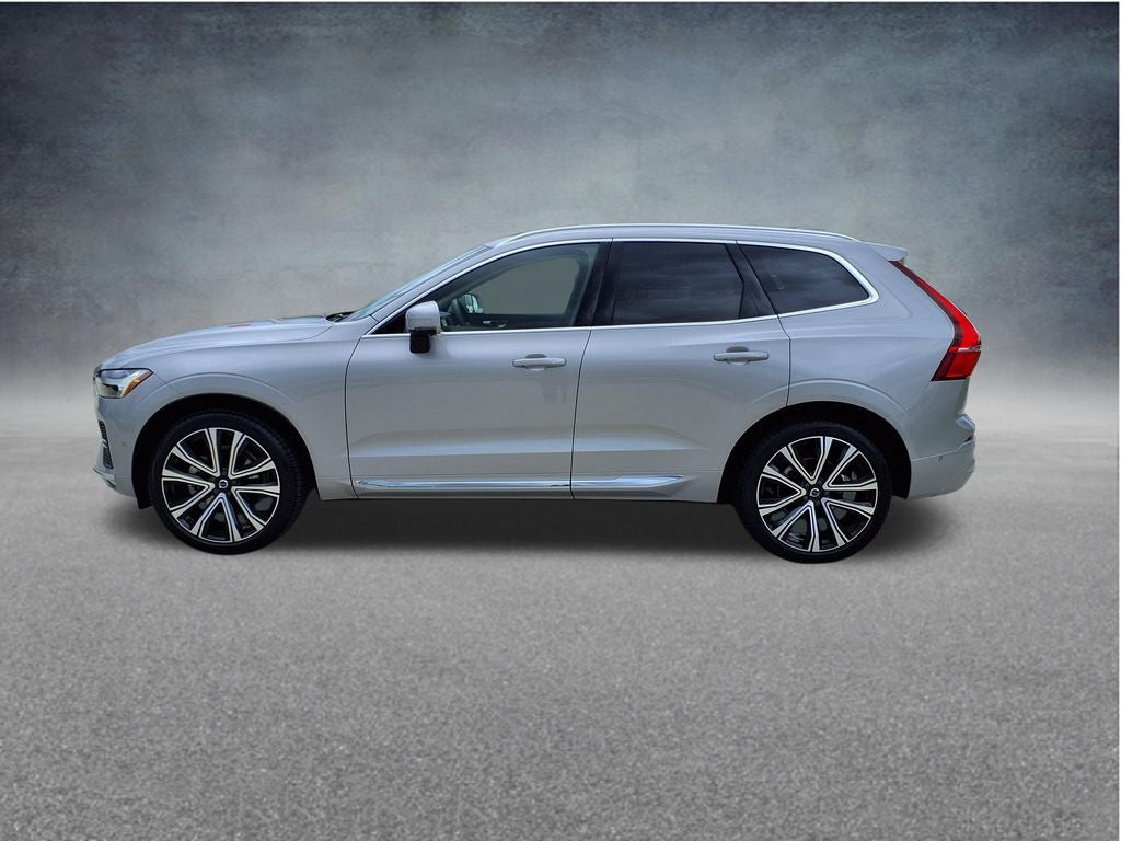 2023 Volvo XC60 B5 Ultimate Bright Theme