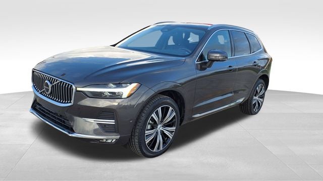 2023 Volvo XC60 B5 Plus Bright Theme