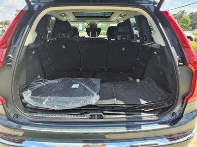 2024 Volvo XC90 B5 Plus