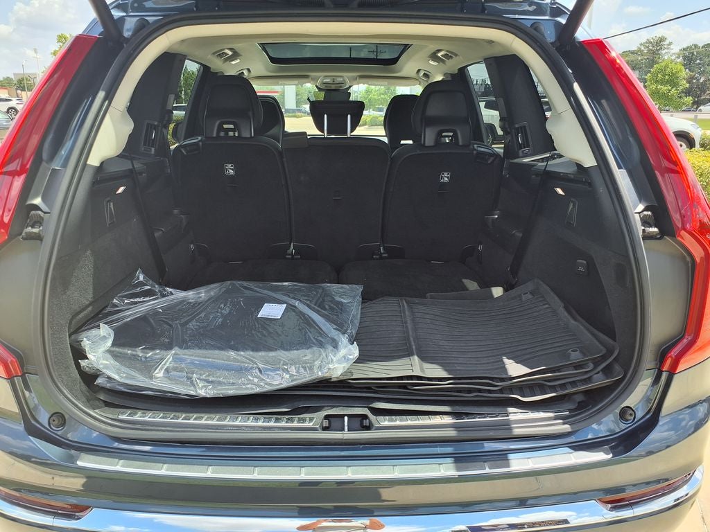 2024 Volvo XC90 B5 Plus