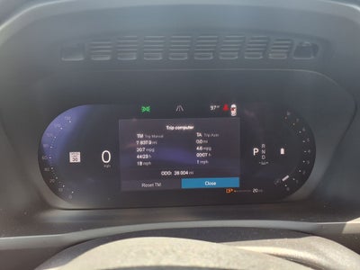 2024 Volvo XC90 B5 Plus