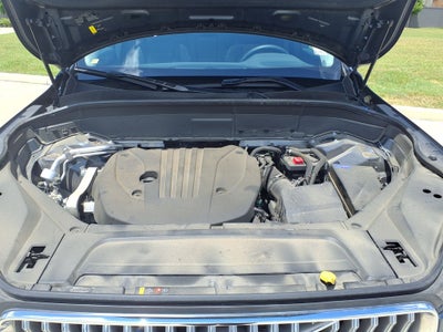 2024 Volvo XC90 B5 Plus