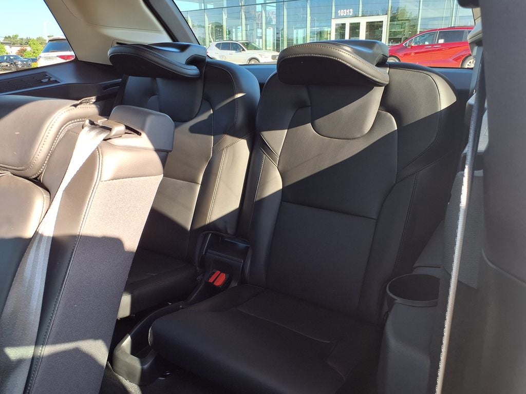 2024 Volvo XC90 B5 Core