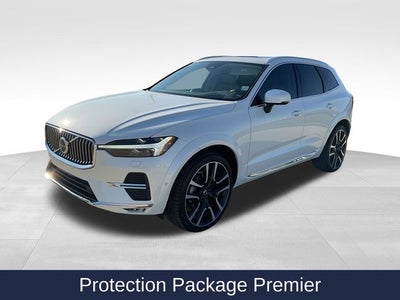 2023 Volvo XC60 B5 Ultimate Bright Theme