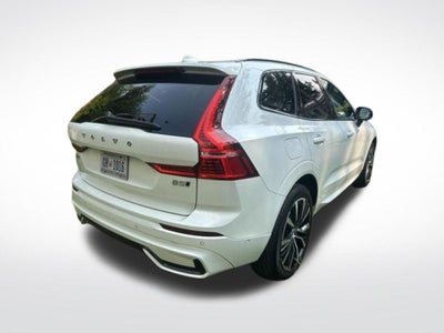 2024 Volvo XC60 B5 Plus Dark Theme