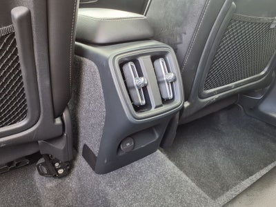 2023 Volvo XC40 Ultimate