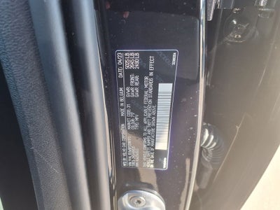 2023 Volvo XC40 B5 Plus Dark Theme