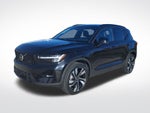 2023 Volvo XC40 B5 Plus Dark Theme