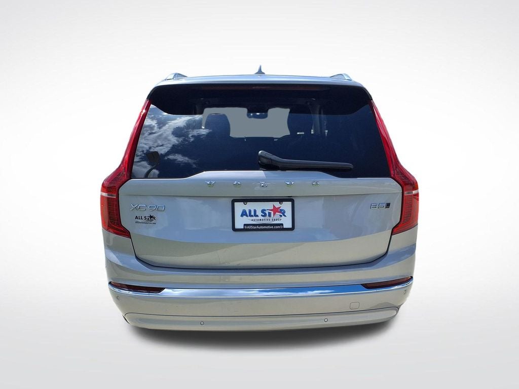2025 Volvo XC90 B5 Core