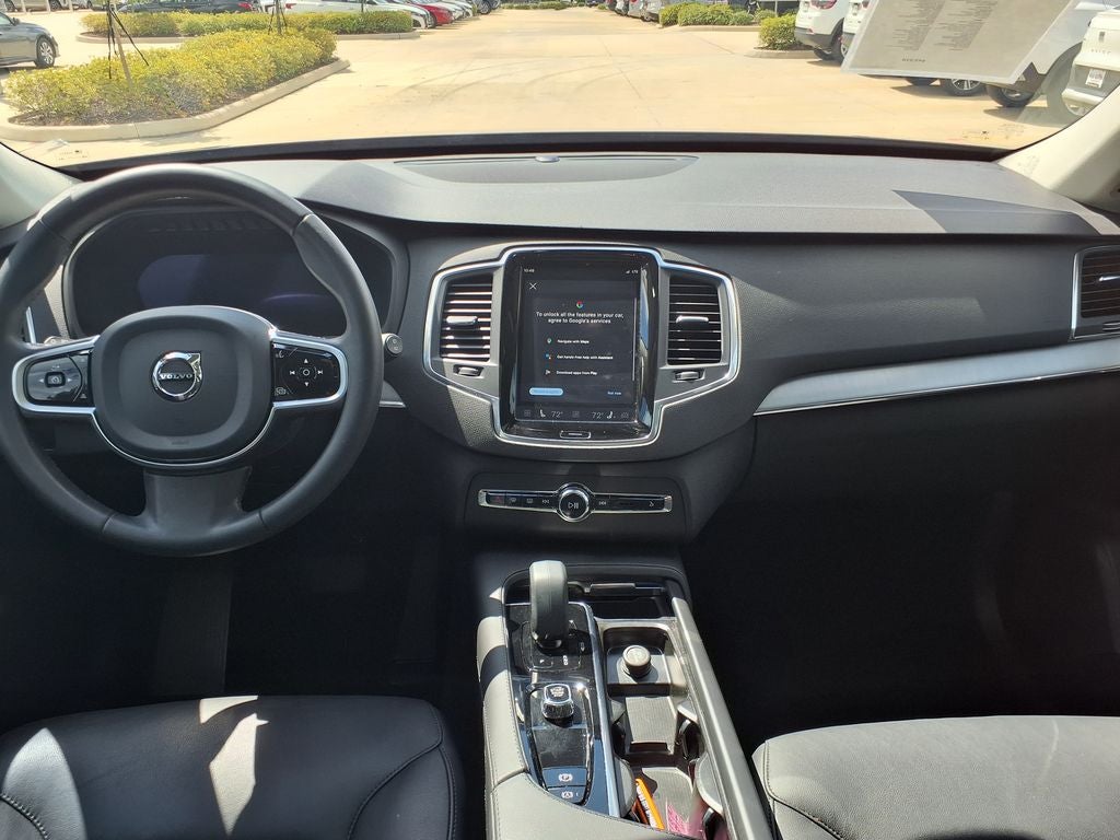 2025 Volvo XC90 B5 Core