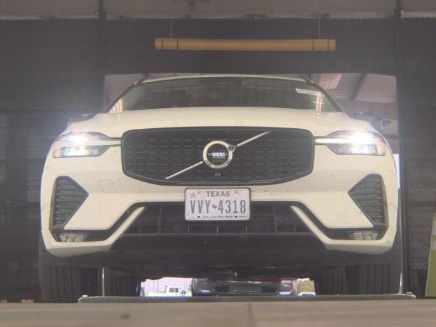 2025 Volvo XC60 B5 Core
