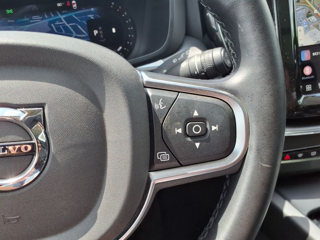 2025 Volvo XC60 B5 Core