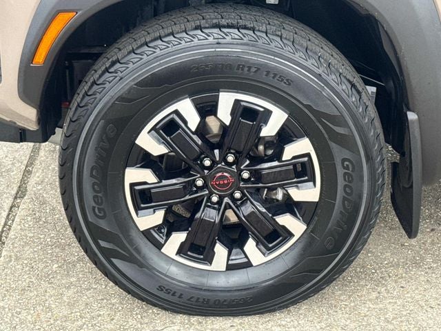 2024 Nissan Frontier PRO-4X