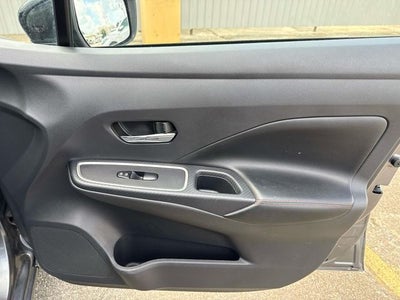 2024 Nissan Versa 1.6 SR