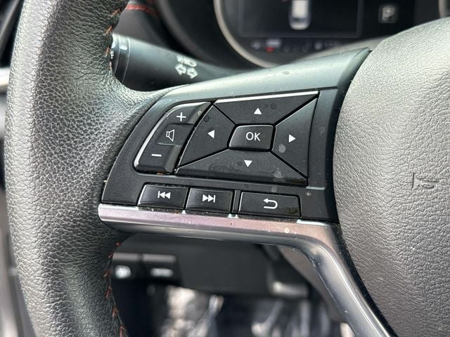 2024 Nissan Versa 1.6 SR