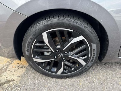 2024 Nissan Versa 1.6 SR