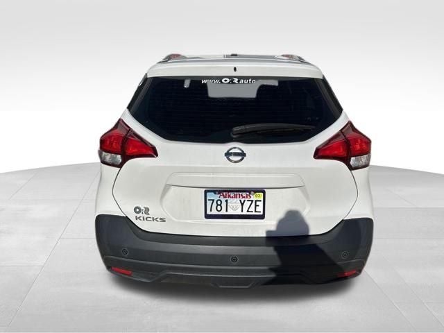 2019 Nissan Kicks S