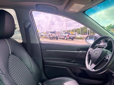 2018 Toyota Camry SE