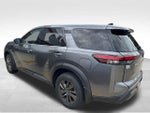2023 Nissan Pathfinder S
