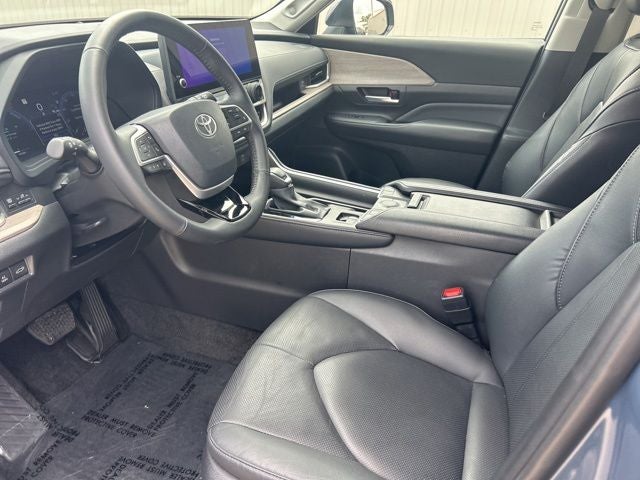 2025 Toyota Grand Highlander Hybrid Limited
