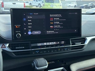 2025 Toyota Sienna XSE 7 Passenger
