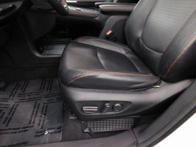 2023 Toyota Sienna XSE 7 Passenger