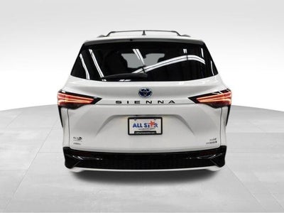 2023 Toyota Sienna XSE 7 Passenger