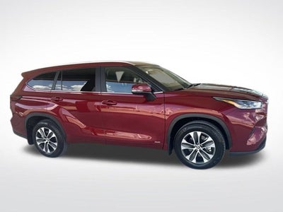 2026 Toyota Highlander Hybrid XLE
