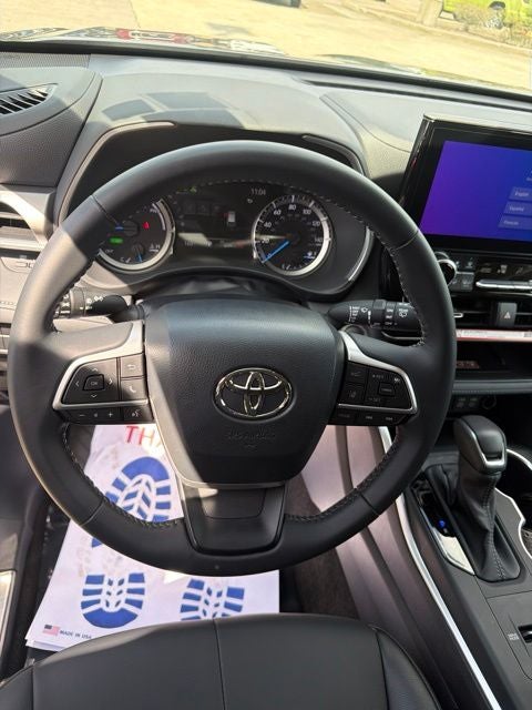 2026 Toyota Highlander Hybrid XLE