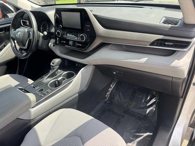 2023 Toyota Highlander LE