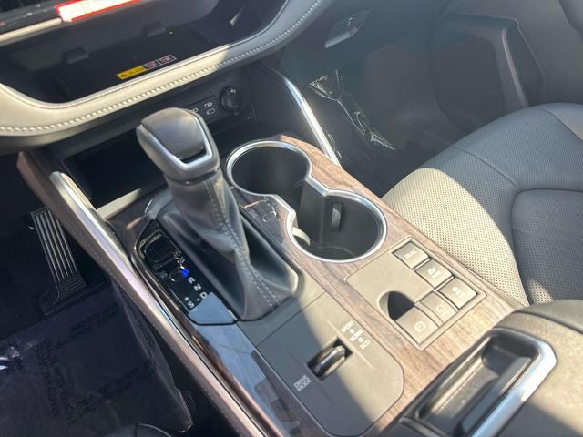 2026 Toyota Highlander Hybrid Limited