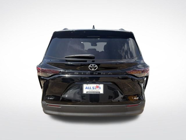 2026 Toyota Sienna XLE 8 Passenger