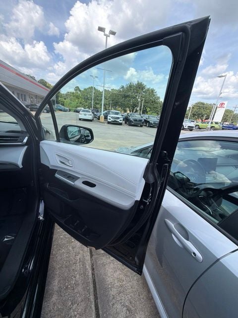 2026 Toyota Sienna XLE 8 Passenger