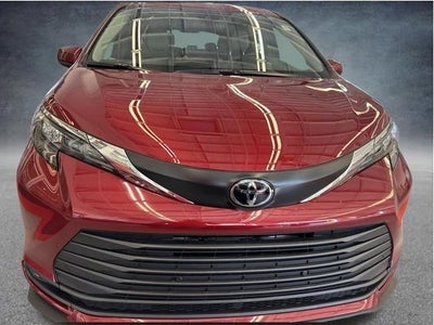2026 Toyota Sienna XLE 7 Passenger