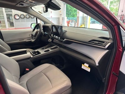 2026 Toyota Sienna XLE 7 Passenger