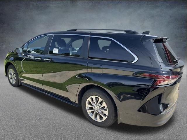2026 Toyota Sienna XLE 7 Passenger