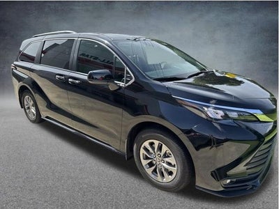 2026 Toyota Sienna XLE 7 Passenger