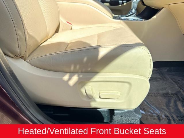 2019 Toyota Highlander Limited Platinum