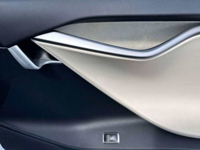 2020 Tesla Model S Long Range