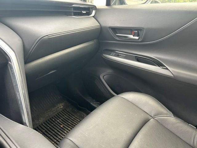 2022 Toyota Venza LE