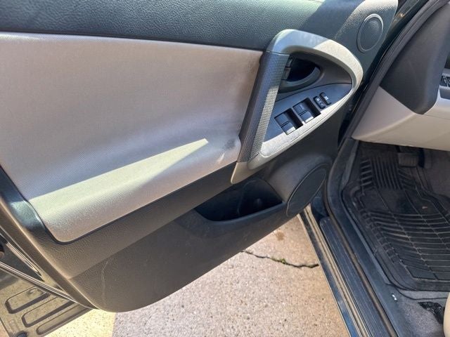 2009 Toyota RAV4 Base