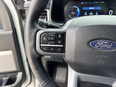 2024 Ford F-150 Lightning Lariat