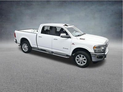 2022 RAM 3500 Laramie 20" Wheels Leather-Trimmed Seats